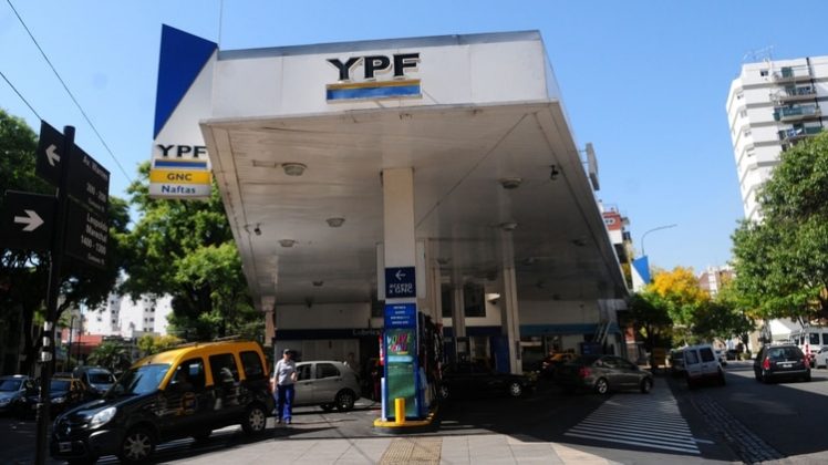 YPF también aumenta desde hoy el precio de sus combustibles Anoticiados