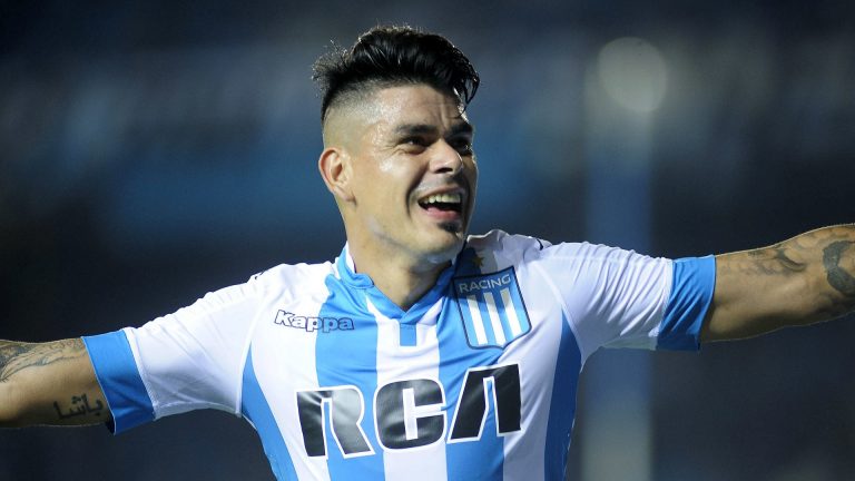 Gustavo Bou regresa a Racing