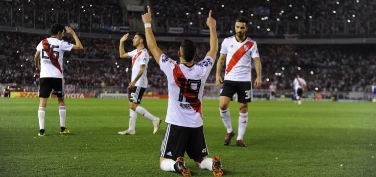 River aplastó a Racing y está en cuartos de final de Copa Libertadores