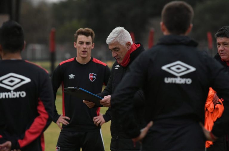 De Felippe planea cambios para el encuentro del sábado