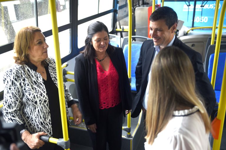 Doce nuevas unidades  se incorporaron a la línea 130 para el transporte público