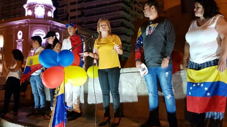 Conflicto Venezuela: Astrid Hummel  llamó a respaldar a Juan Guaidó
