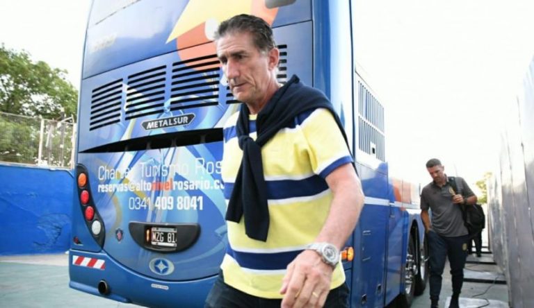 Central despidió a Edgardo Bauza