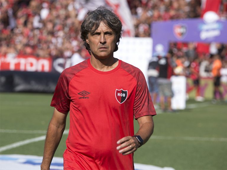 Con la obligación de ganar, Newell’s recibe a Huracán