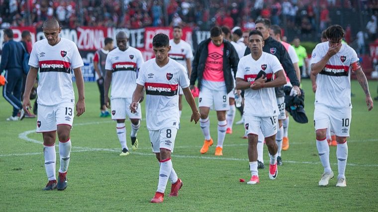 Newell´s perdió de local y se hunde