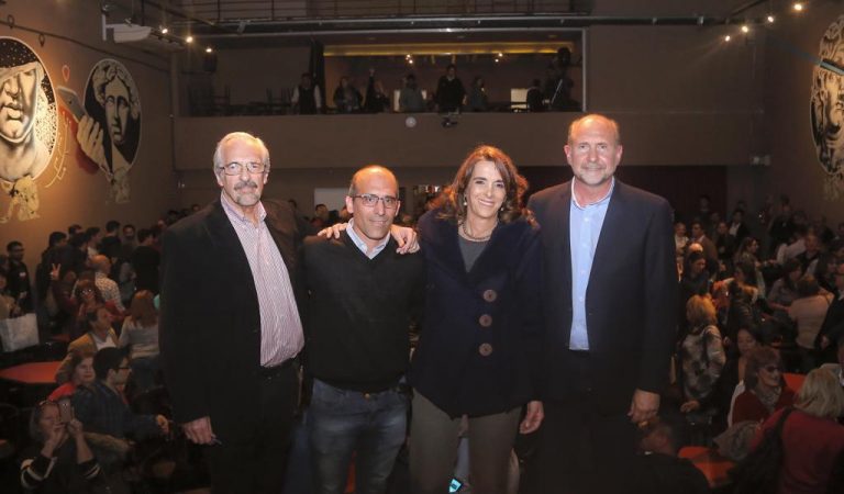 Perotti y Bielsa juntos en la presentación de “Gestas Peronistas”