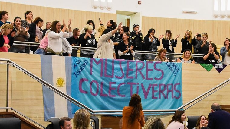 Mujeres colectiveras