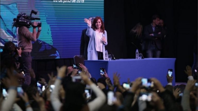 Cristina Kirchner presento Sinceramente en Rosario