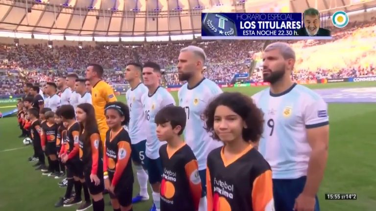 Messi cantó el himno y fue viral
