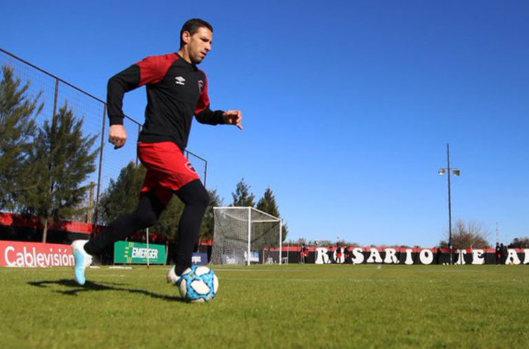 Maxi Rodríguez está recuperado y será titular para el encuentro de Newell’s ante Unión