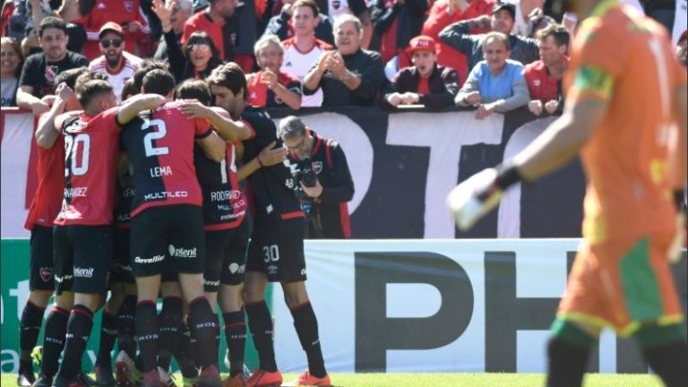 Newell’s derrotó a Aldosivi y se aleja de los promedios