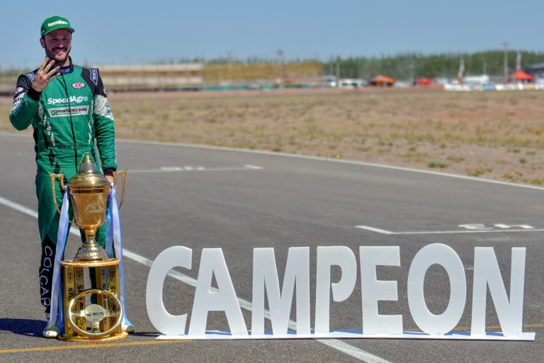 Por tercer año consecutivo Agustín Canapino campeón del Turismo Carretera