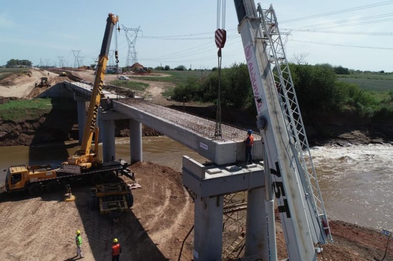 Inician las obras de reparación en el puente del Río Carcarañá