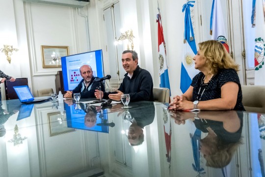 La Municipalidad habilitó caminatas durante este domingo 24 y lunes 25