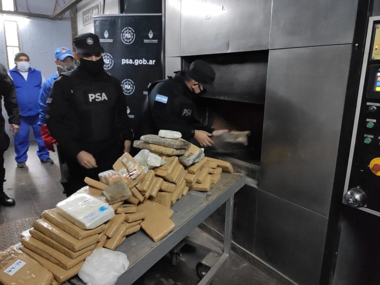 El Ministerio de Seguridad incineró 600 kilos de drogas ilegales