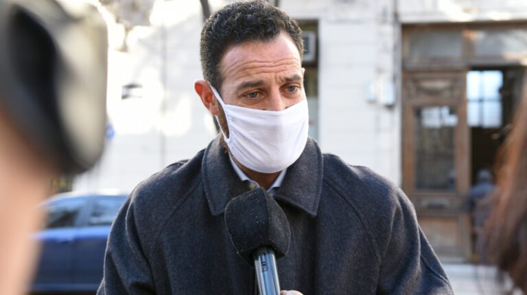 La provincia recibió el apoyo de más de 60 gremios al proyecto de adhesión a la Ley de ART