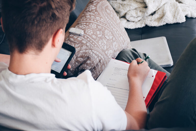 Comenzó el cursillo pre universitario para ciencias duras del departamento Iriondo.