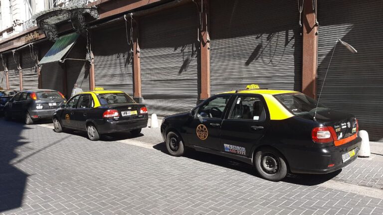 Solicitan conocer los gastos que realiza la Municipalidad de Rosario en taxis por el paro de transporte