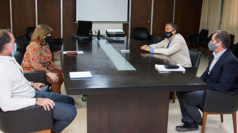 Implementarán una línea de ayuda y asistencia a los aspirantes de reemplazos docentes