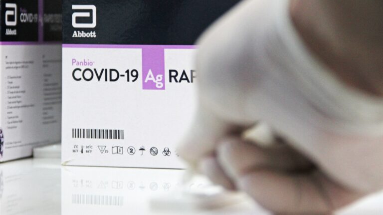 COVID-19: La provincia incorporó 110 mil test rápidos para la detección del virus