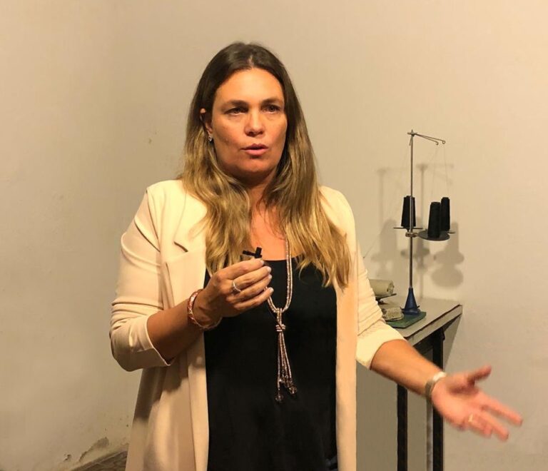 Proponen limitar los cargos públicos