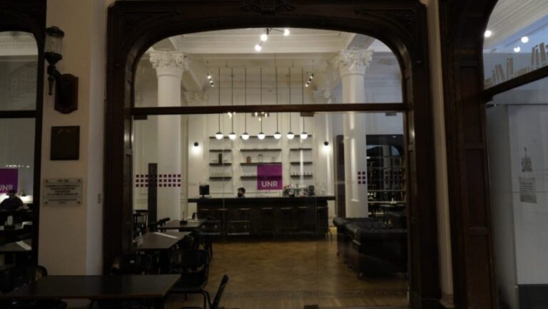 Nuevo Café literario en la UNR