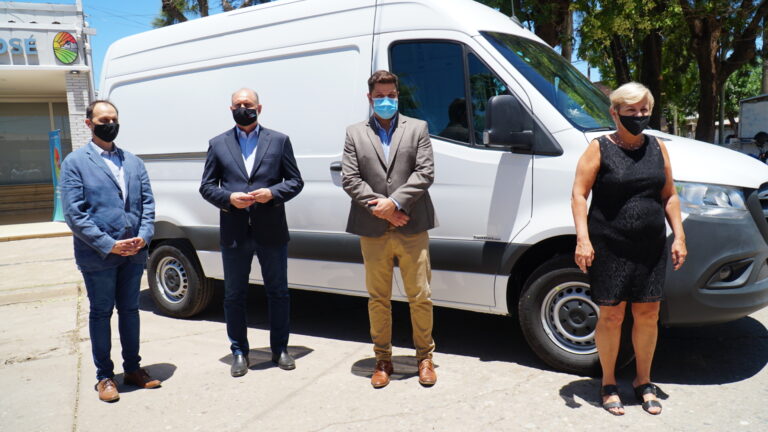 Llega una nueva ambulancia para Cañada de Gómez