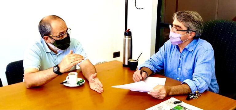 Tato, el cura de los barrios pobres de San Lorenzo