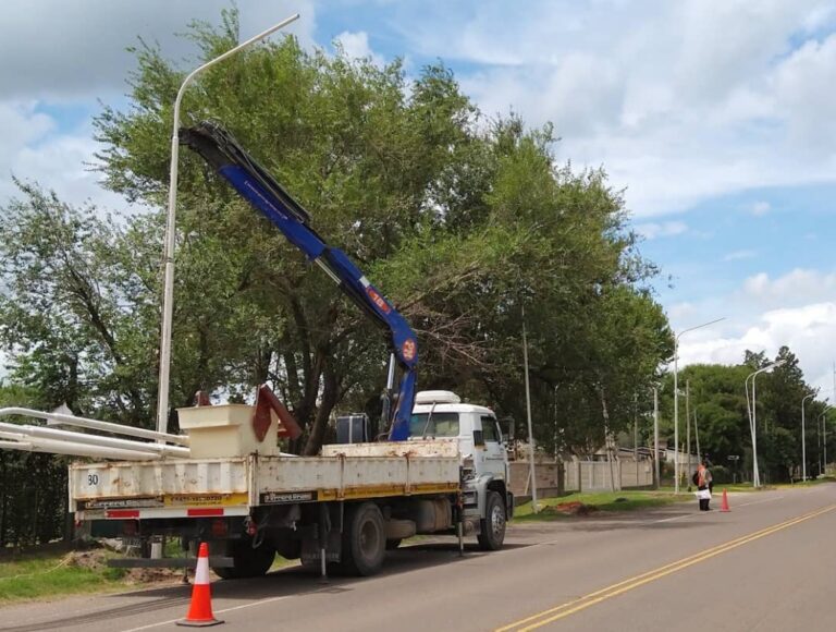 Comenzaron las obras de iluminación de la Ruta 9 y la bajada de la Autopista
