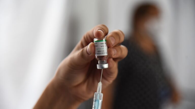 La provincia recibió 31.500 nuevas primeras dosis de vacunas Sinopharm