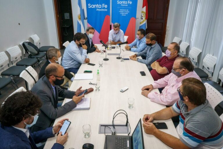 Fin del conflicto: los municipales e intendentes llegaron a un acuerdo salarial