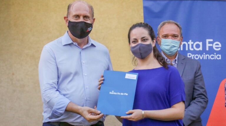 Perotti: “La posibilidad de acceder a un terreno y generar arraigo es una respuesta que queremos dar en cada municipio y comuna”