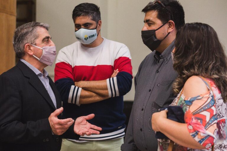 Traferri entregó aportes en diferentes instituciones de la región