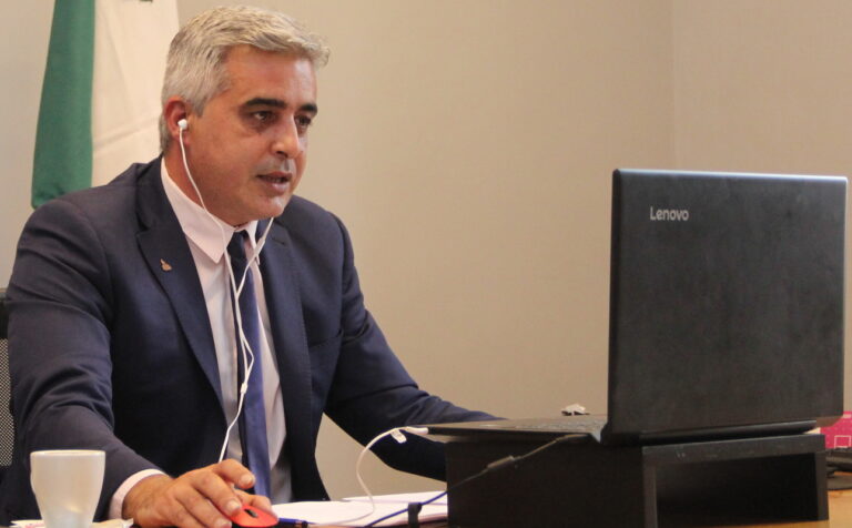 Acuerdo histórico entre la UNR y la Universidad de Bologna