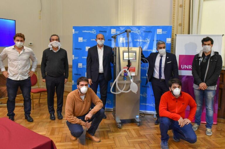 UNR donó 20 ventiladores de transición al sistema de salud municipal para asistir a pacientes con COVID-19