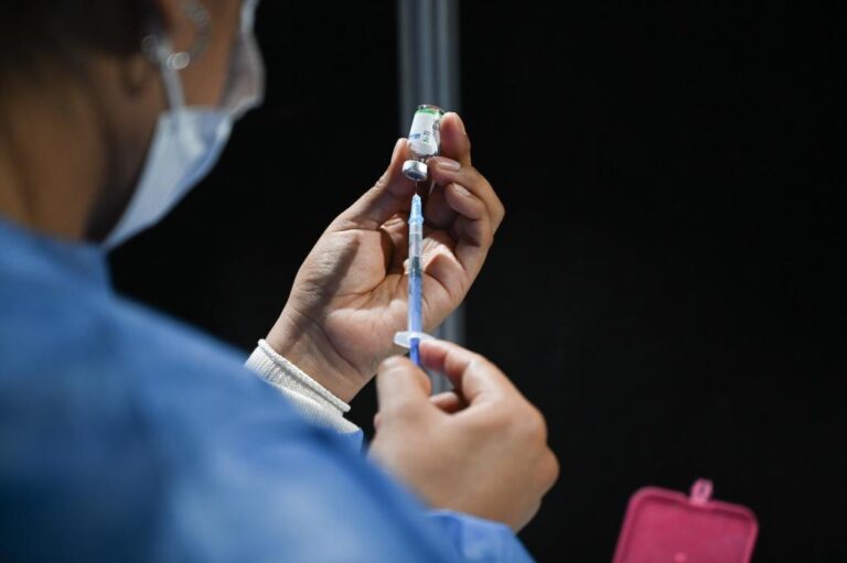 El Senado dio media sanción a un proyecto que faculta al Ejecutivo provincial a adquirir vacunas contra el Covid