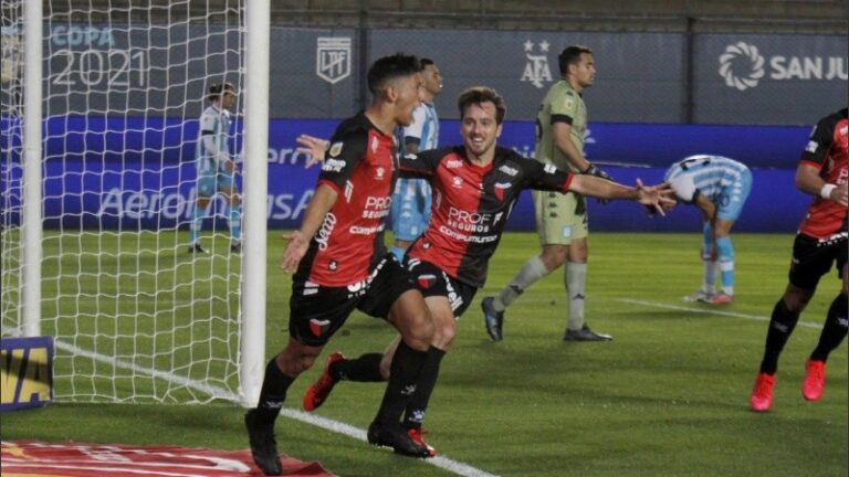 Histórico: Colón es campeón del fútbol argentino por primera vez