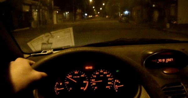 Proponen regular el servicio de remises ilegales que funcionan en los barrios de la ciudad