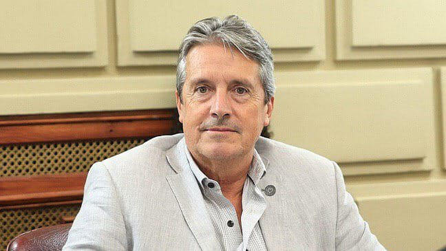 En medio de la pandemia, el gobierno de Perotti no utilizó recursos disponibles para asistir al sector turístico