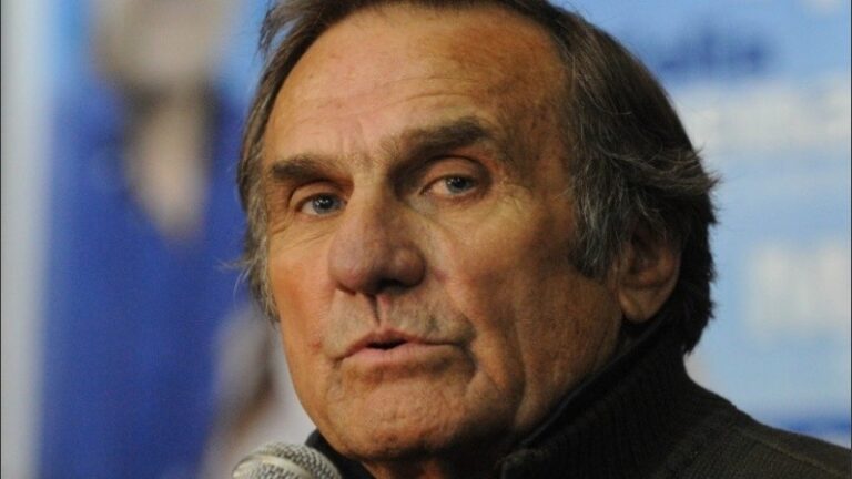 El gobierno nacional decreta dos días de duelo nacional por la muerte de Carlos Reutemann