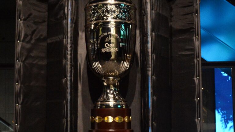 El Museo del Deporte Santafesino reabre y exhibe la Copa América