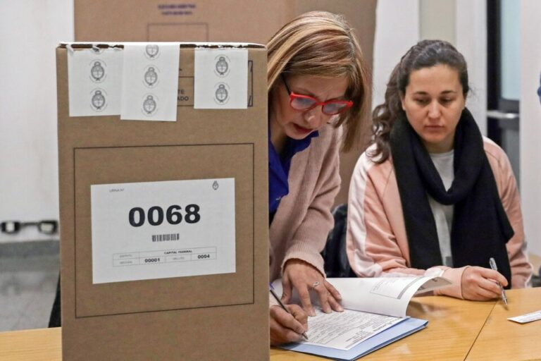 Elecciones: cómo será el protocolo en las escuelas y qué pasará con los grupos de riesgo