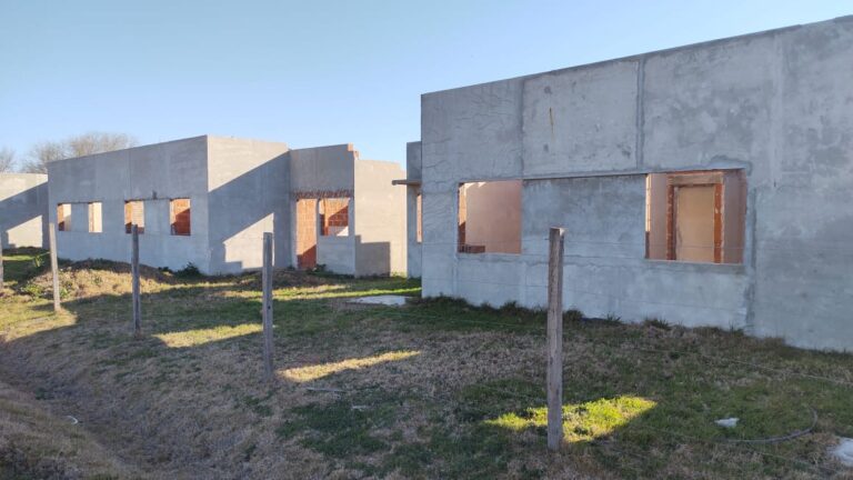 El sueño de la casa propia para 10 familias de San Jerónimo esta cada vez más cerca