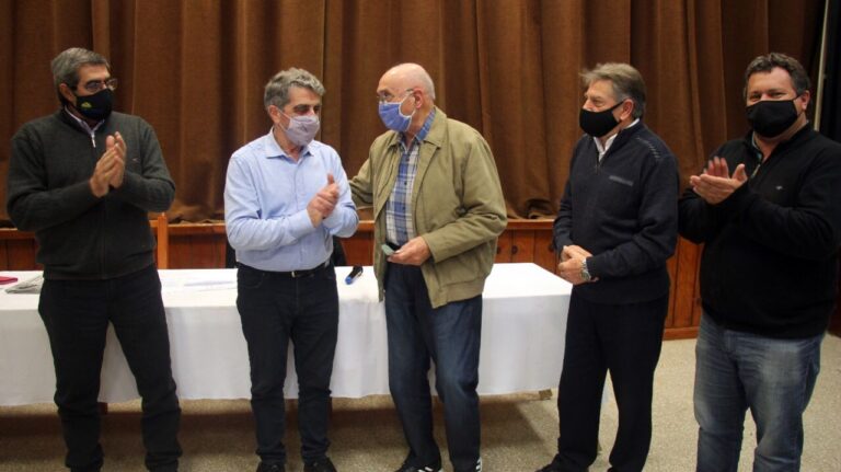 Traferri entregó fondos a 30 instituciones de Carcarañá y Capitán Bermúdez