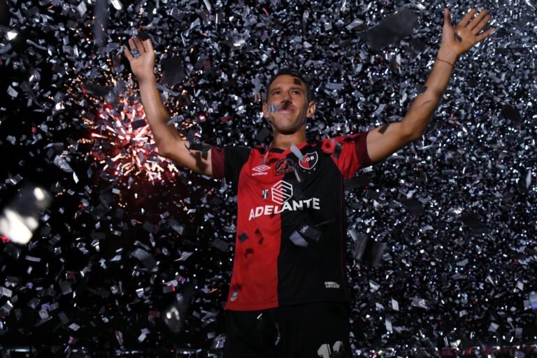 En la última función de Maxi Rodríguez, Newells no pasó del empate ante Banfield