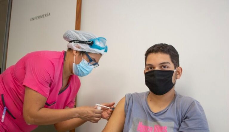 Covid: Santa Fe está a punto de alcanzar las ocho millones de dosis aplicadas