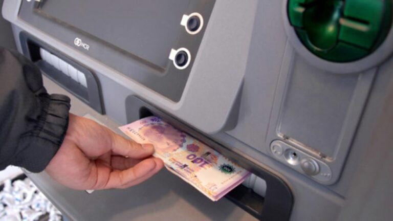 El gobierno provincial adelanta para junio el pago de aguinaldo a estatales