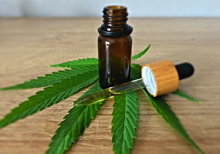 La UNR pone en marcha una diplomatura en producción y regulación de cannabis