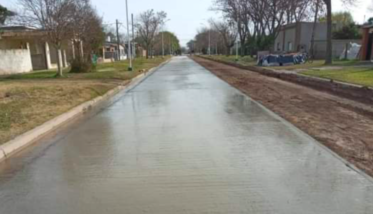En San Jerónimo Sud se completó la cuadra 60 de pavimento