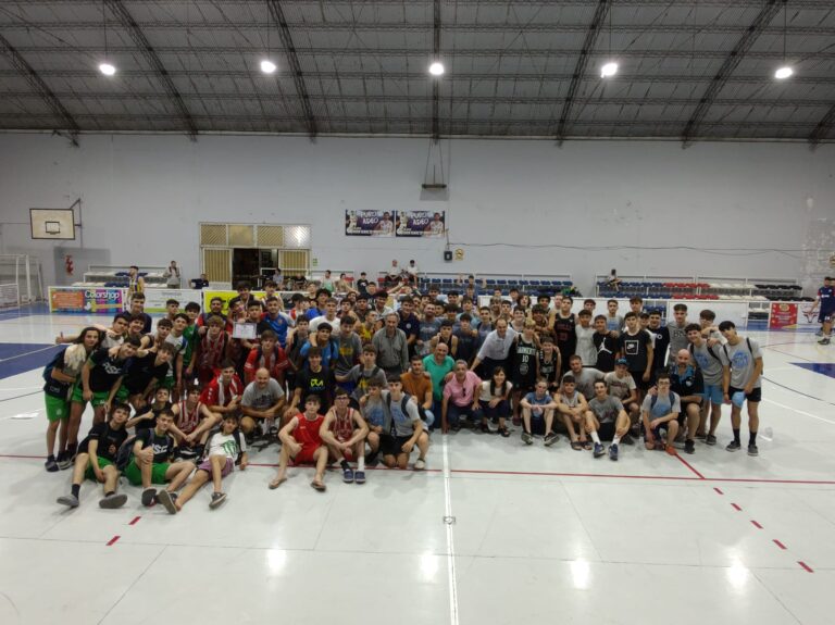 Rasetto acompaño una nueva edición del tradicional torneo de Básquet Osvaldo Sayas